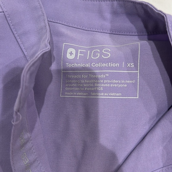 Figs Lavender Scrub Set - Picture 4 of 5